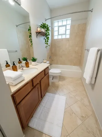 2243 North Lister Avenue Chicago IL 60614