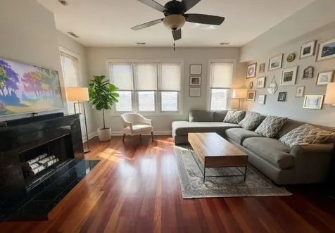 2243 North Lister Avenue Chicago IL 60614