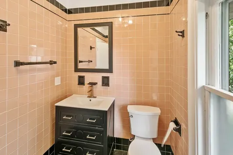 622 Sexton Street Aurora IL 60505