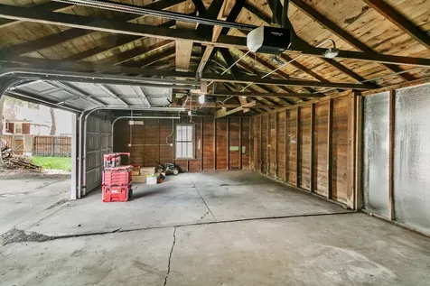622 Sexton Street Aurora IL 60505