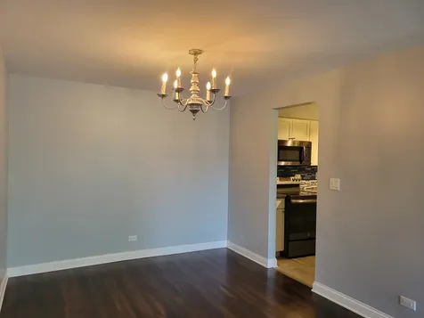 1505 East Central Road Arlington Heights IL 60005