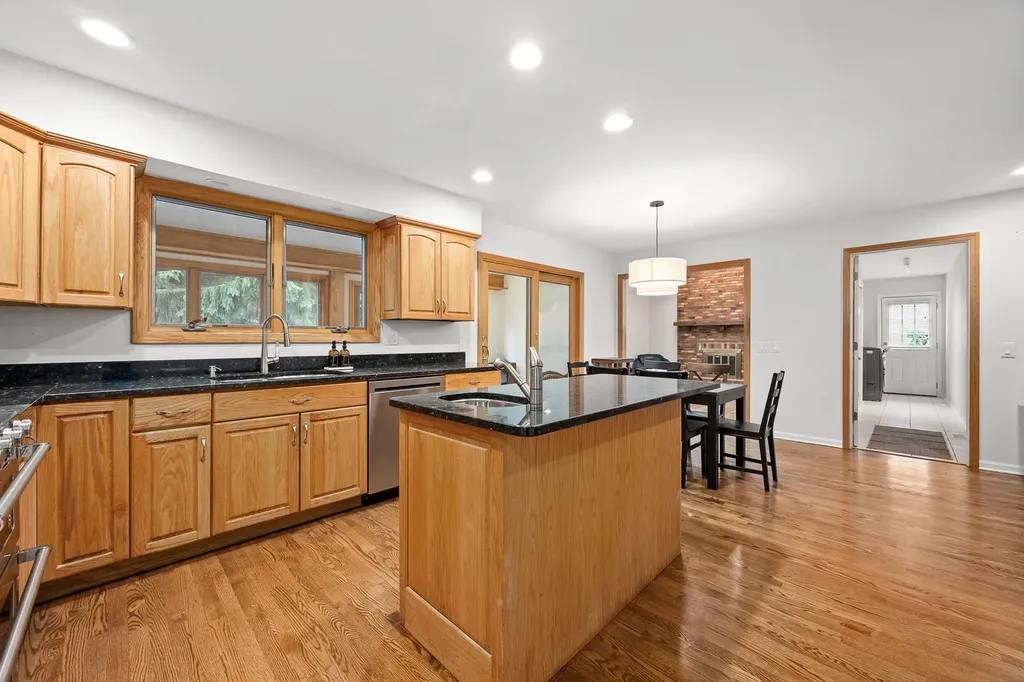 2311 Pepper Tree Court Lisle IL 60532