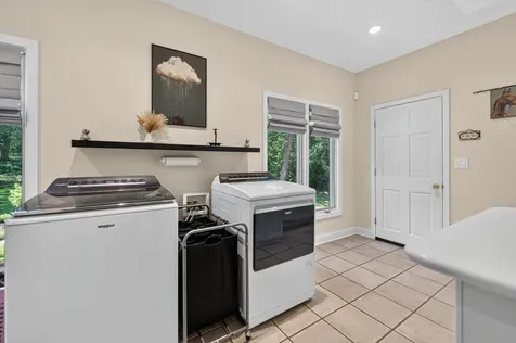 41W438 Barlow Drive St. Charles IL 60175
