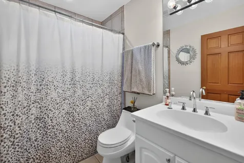 41W438 Barlow Drive St. Charles IL 60175