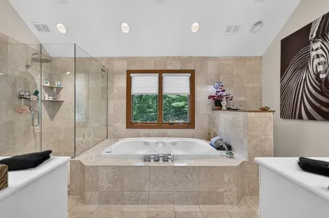 41W438 Barlow Drive St. Charles IL 60175