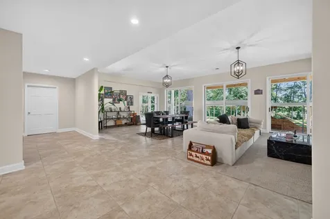 41W438 Barlow Drive St. Charles IL 60175