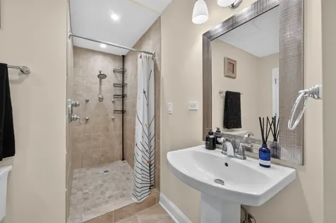 41W438 Barlow Drive St. Charles IL 60175