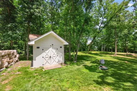 41W438 Barlow Drive St. Charles IL 60175