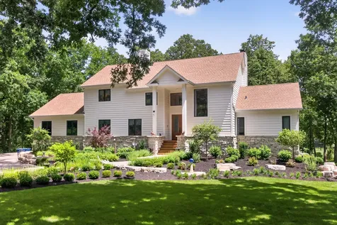 41W438 Barlow Drive St. Charles IL 60175