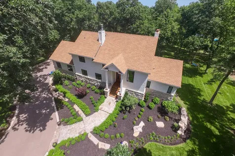 41W438 Barlow Drive St. Charles IL 60175