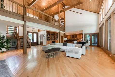 41W438 Barlow Drive St. Charles IL 60175