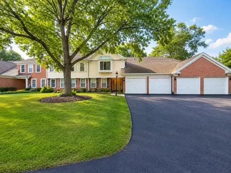 585 Edinburgh Lane Prospect Heights IL 60070