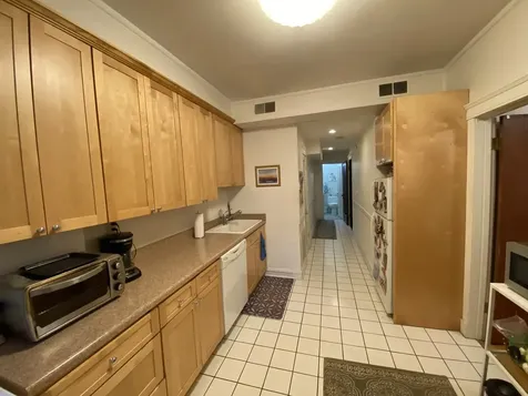 852 West Diversey Parkway Chicago IL 60614