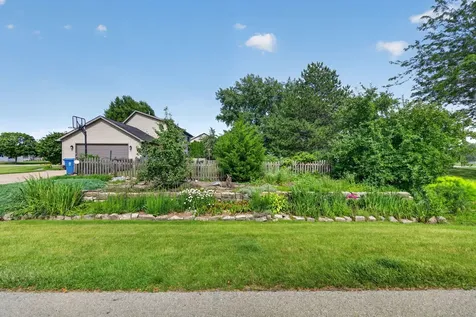 2607 Little Bluestem Road Morris IL 60450