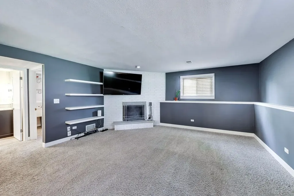 514 South Yale Avenue Villa Park IL 60181