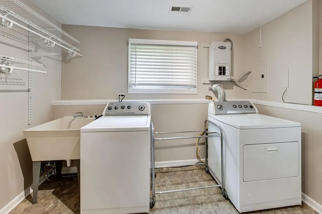 514 South Yale Avenue Villa Park IL 60181