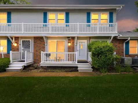 306 Milton Court Bloomingdale IL 60108