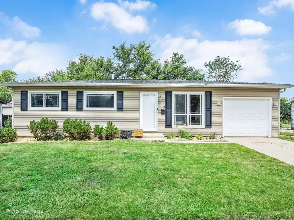 422 Walnut Drive Streamwood IL 60107