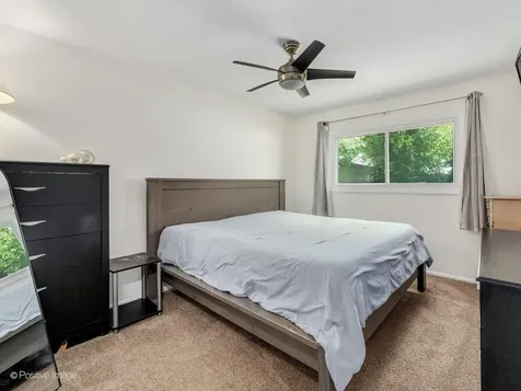 422 Walnut Drive Streamwood IL 60107