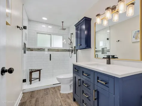 422 Walnut Drive Streamwood IL 60107