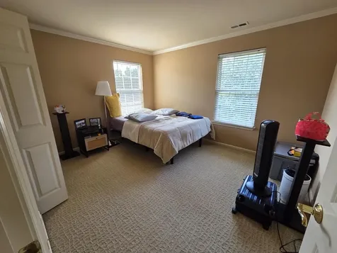 886 South Insignia Court Palatine IL 60067