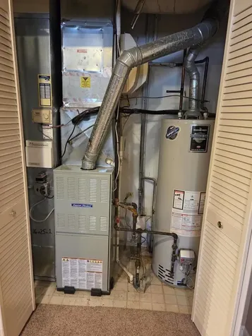 886 South Insignia Court Palatine IL 60067
