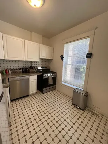 852 West Diversey Parkway Chicago IL 60614