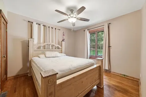 345 Moody Court South Elgin IL 60177