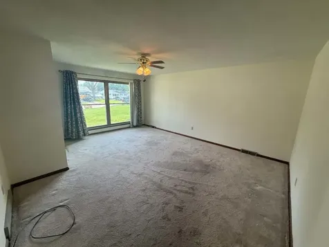 442 31ST Avenue East Moline IL 61244