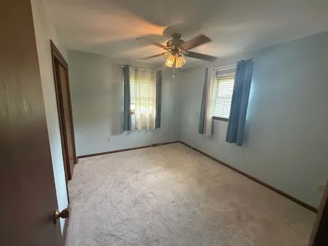 442 31ST Avenue East Moline IL 61244