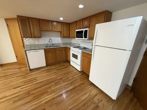 1237 North Noble Street Chicago IL 60642