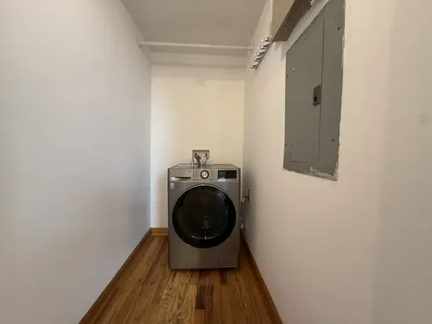 1237 North Noble Street Chicago IL 60642