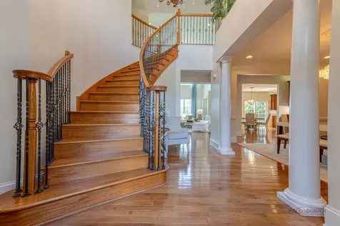 15 Eagle Ridge Drive Hawthorn Woods IL 60047