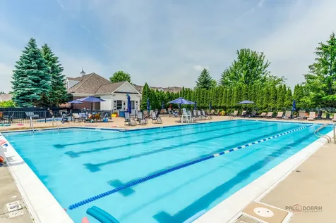 15 Eagle Ridge Drive Hawthorn Woods IL 60047
