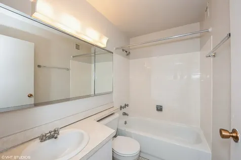 1636 North Wells Street Chicago IL 60614