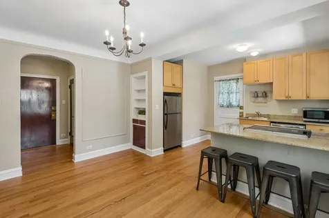 2018 West Greenleaf Avenue Chicago IL 60645