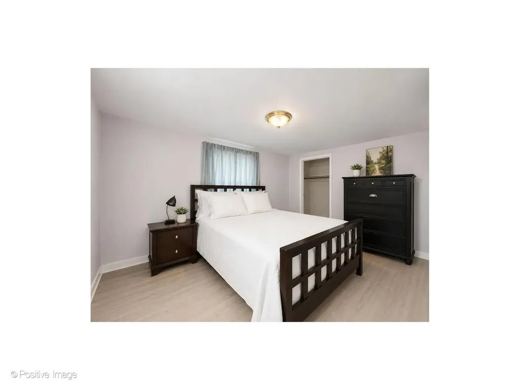 3640 North Artesian Avenue Chicago IL 60618