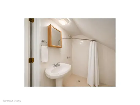 3640 North Artesian Avenue Chicago IL 60618