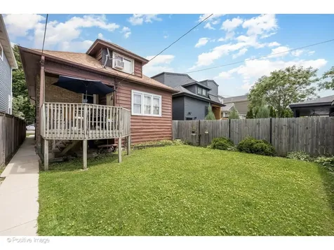 3640 North Artesian Avenue Chicago IL 60618