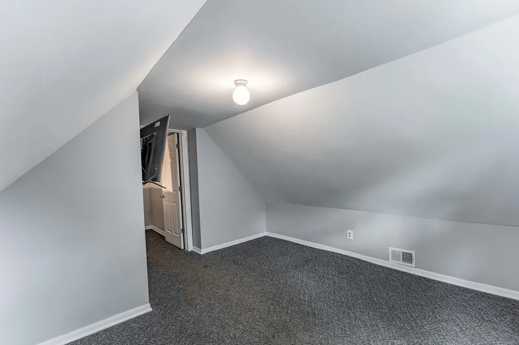 3509 West Dickens Avenue Chicago IL 60647