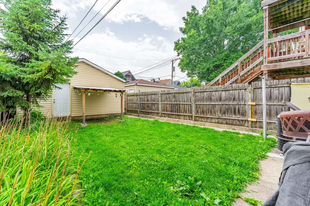 3509 West Dickens Avenue Chicago IL 60647