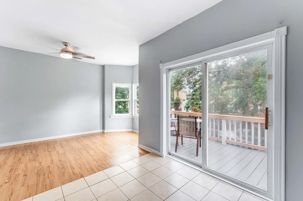 3509 West Dickens Avenue Chicago IL 60647