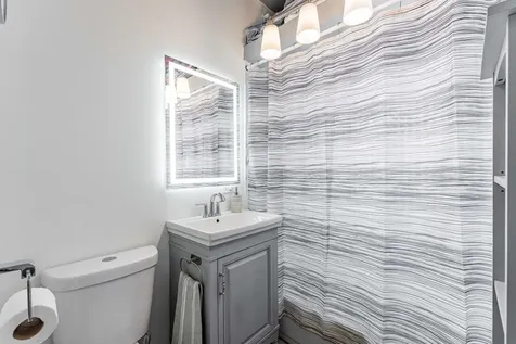 3509 West Dickens Avenue Chicago IL 60647