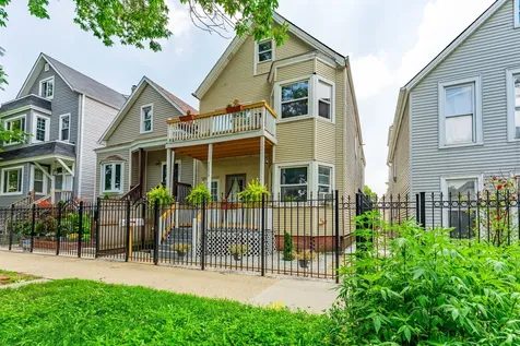 3509 West Dickens Avenue Chicago IL 60647