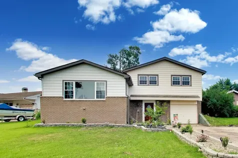 9007 West 92nd Street Hickory Hills IL 60457