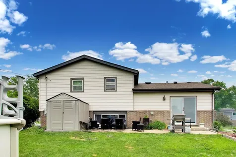 9007 West 92nd Street Hickory Hills IL 60457