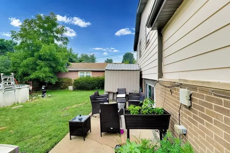 9007 West 92nd Street Hickory Hills IL 60457
