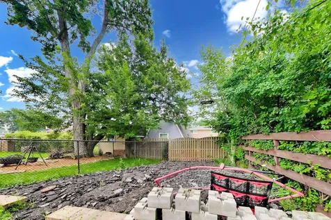 9007 West 92nd Street Hickory Hills IL 60457