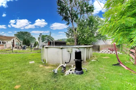 9007 West 92nd Street Hickory Hills IL 60457