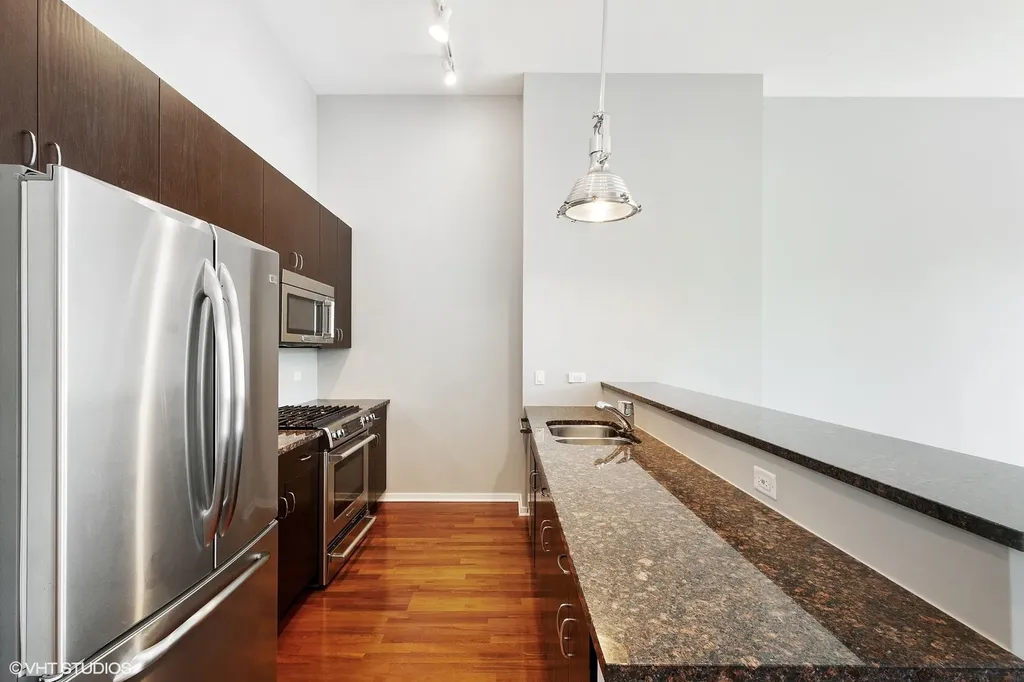 125 South Green Street Chicago IL 60607